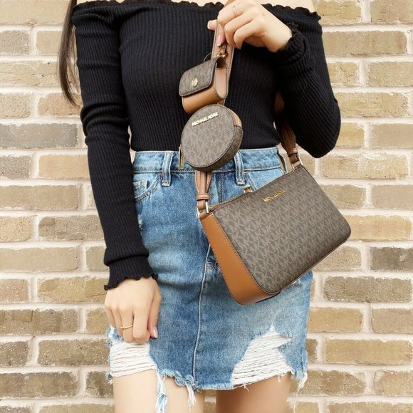 NWT Michael Kors Crossbody MK Signature - Picture 4 of 6